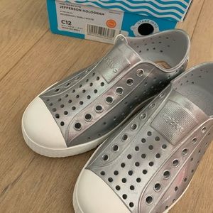 Native Jefferson hologram kid shoes